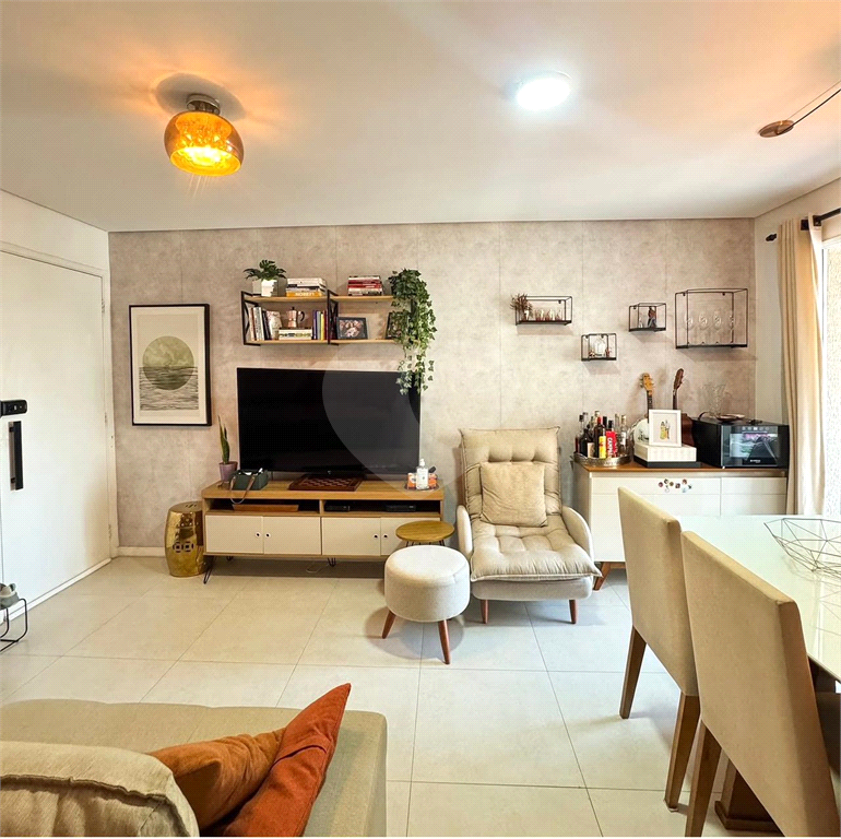 Apartamento próximo do metrô Parada Inglesa 2 dormitórios 1 suíte e 2 vagas 