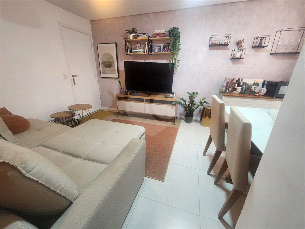 Apartamento próximo do metrô Parada Inglesa 2 dormitórios 1 suíte e 2 vagas 