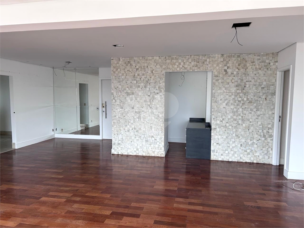 APARTAMENTO em SANTA TERESINHA
