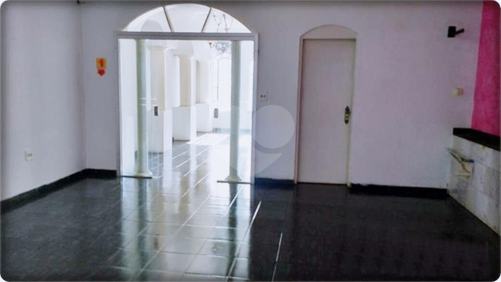 Sobrado comercial e  ou residencial com 358 metros quadrados de terreno. Santana