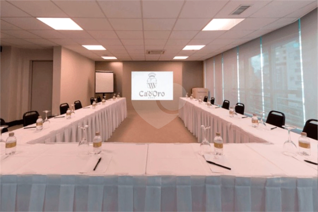 Loft / sala em Consolação