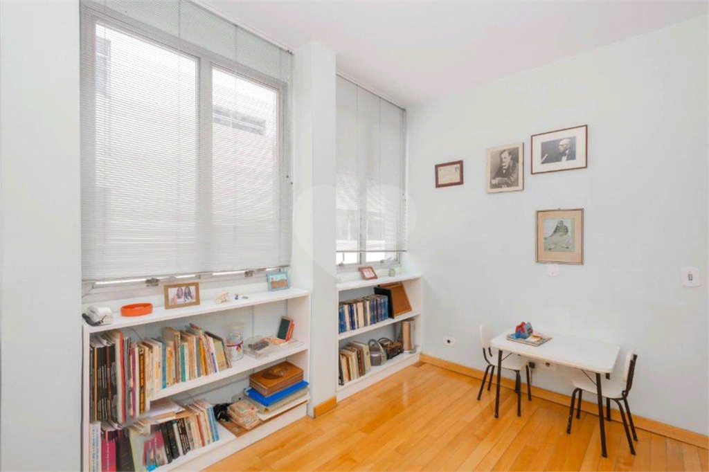 Conjunto / Sala Comercial - Higienópolis - Venda / Compra / Aluguel / Locação