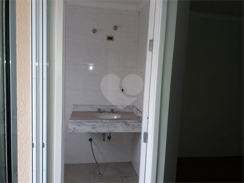 SOBRADO em ÁGUA FRIA