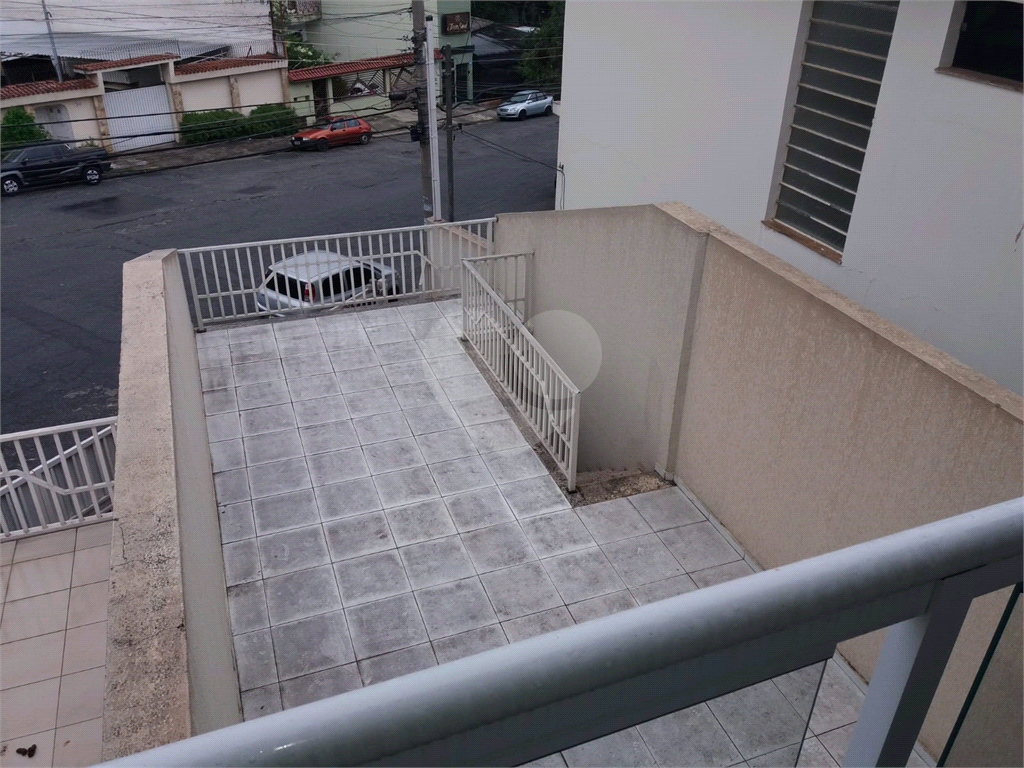 SOBRADO em ÁGUA FRIA