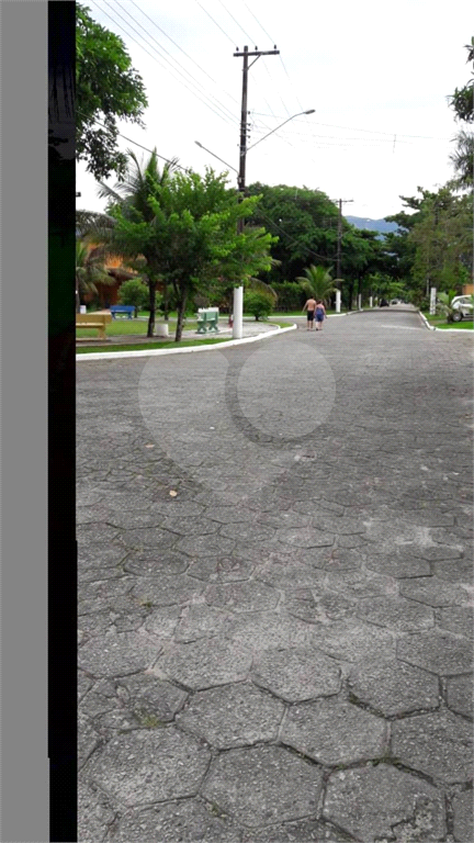 Terreno plano em condomínio praia Boracéia
