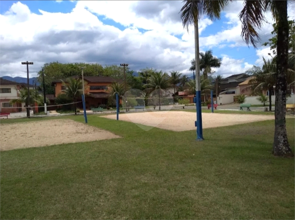 Terreno plano em condomínio praia Boracéia