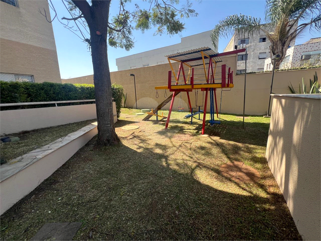 APARTAMENTO em ÁGUA FRIA