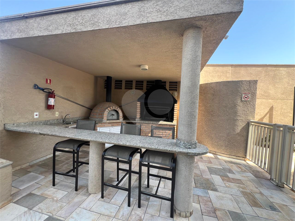 APARTAMENTO em ÁGUA FRIA