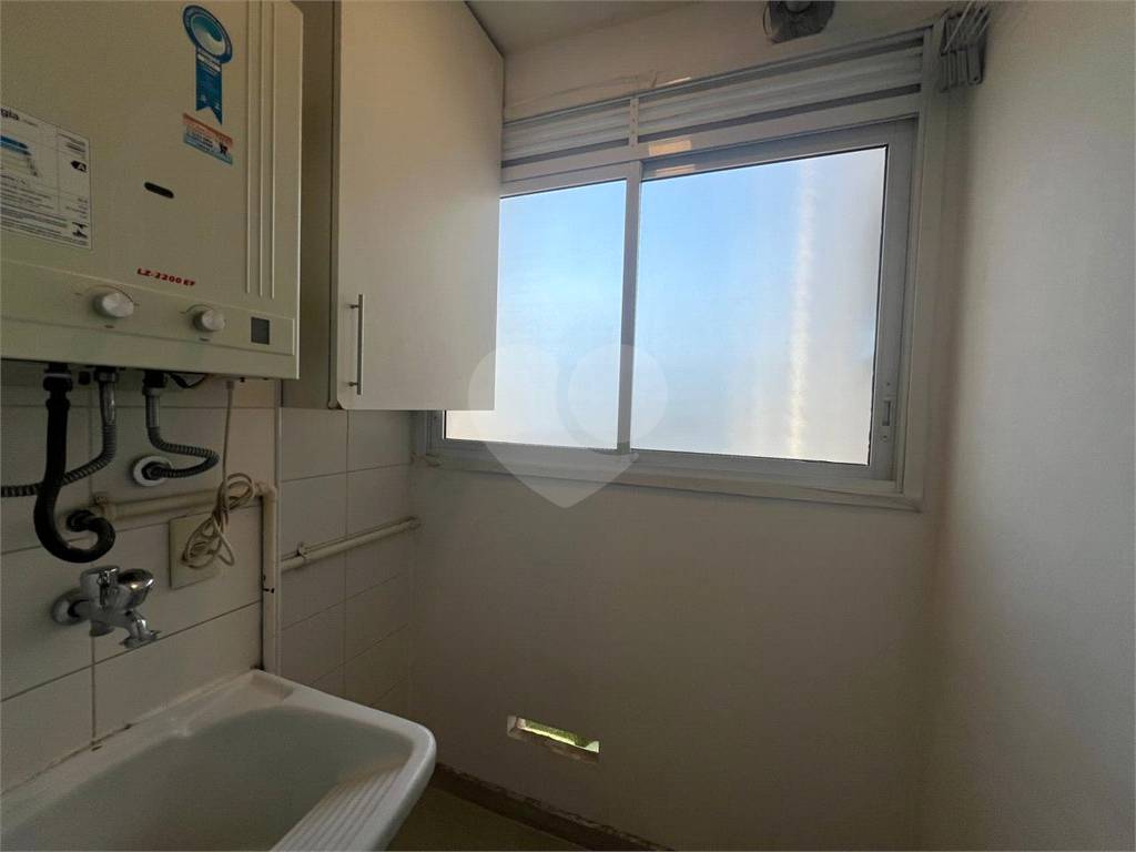 APARTAMENTO em ÁGUA FRIA