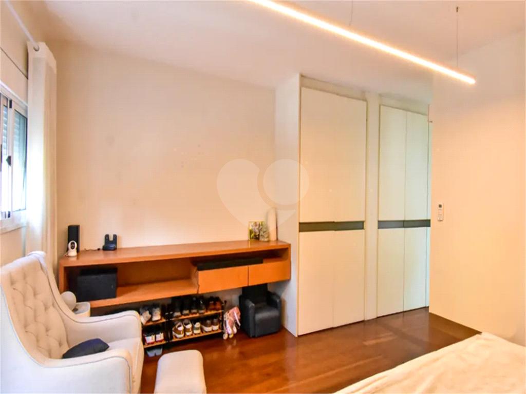 sobrado 3 QUARTOS - BROOKIN