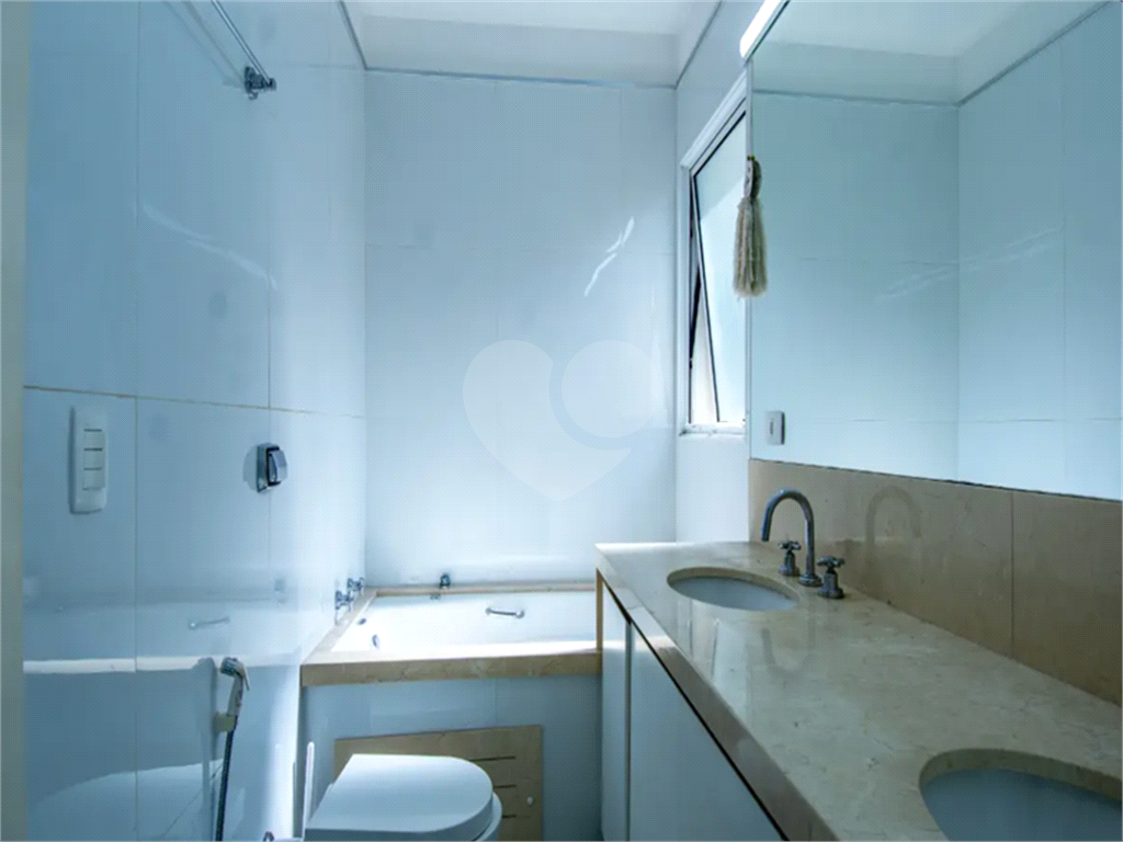 sobrado 3 QUARTOS - BROOKIN