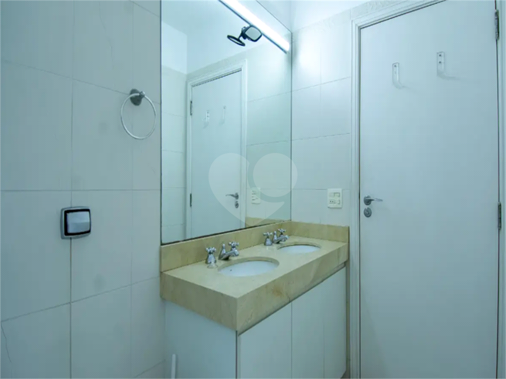 sobrado 3 QUARTOS - BROOKIN