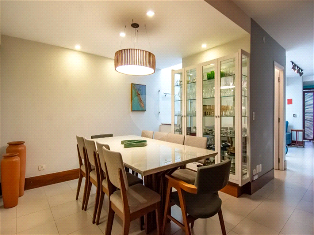 sobrado 3 QUARTOS - BROOKIN