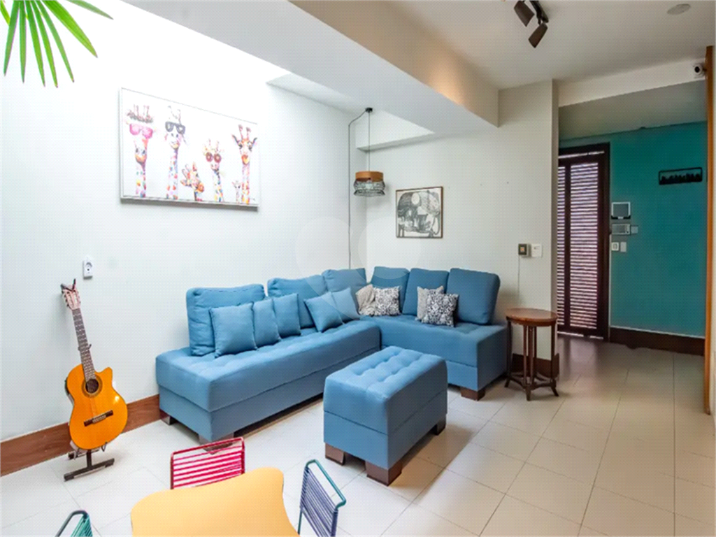 sobrado 3 QUARTOS - BROOKIN