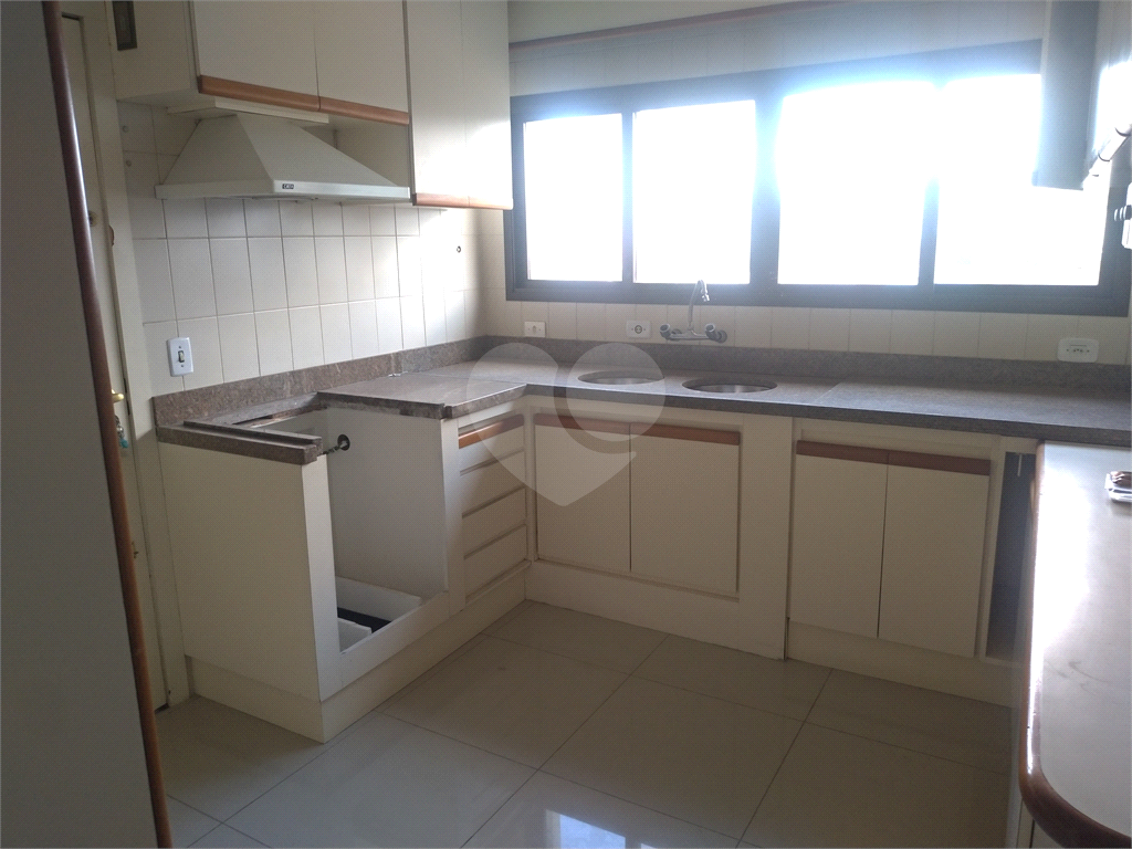 Apartamento à venda e aluguel com 4 quartos, 200m² - Foto 28