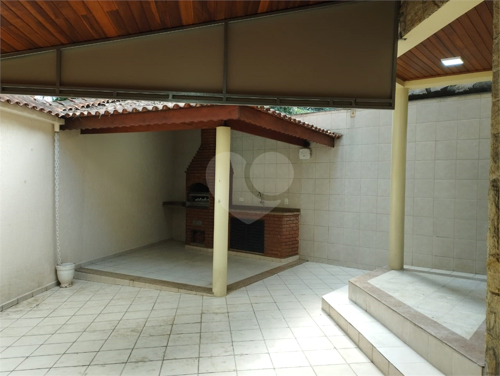 Excelente sobrado em localização privilegiada de Santana com 3 dormitórios, venha conhecer.