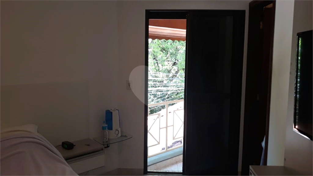Excelente sobrado em localização privilegiada de Santana com 3 dormitórios, venha conhecer.