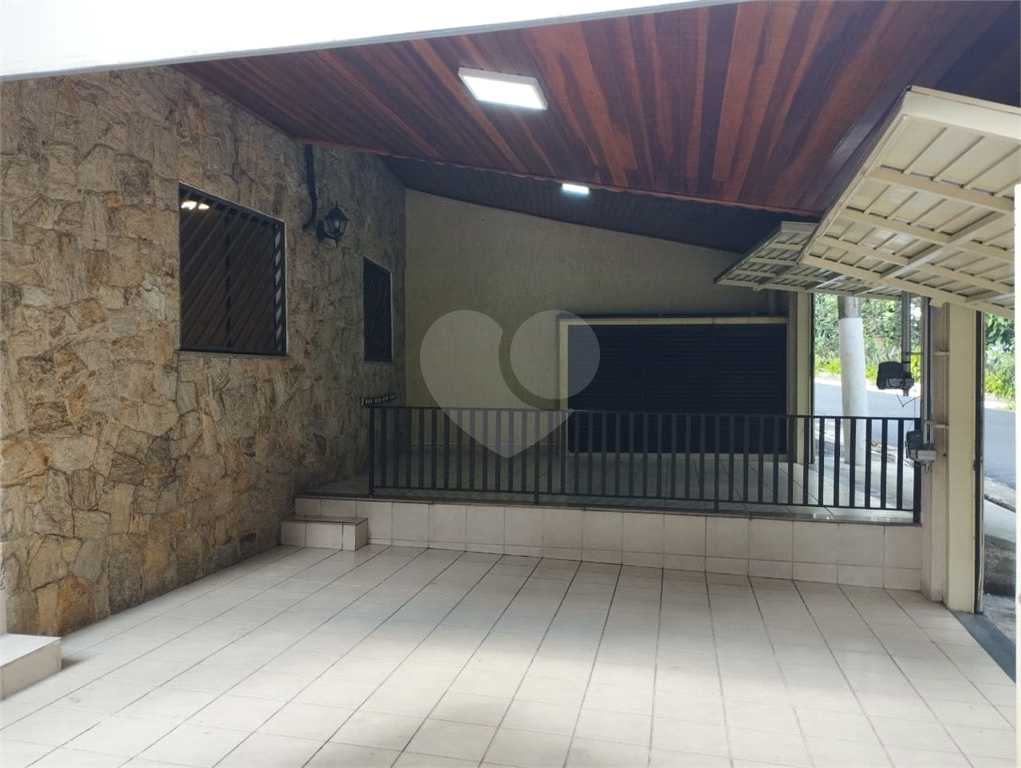 Excelente sobrado em localização privilegiada de Santana com 3 dormitórios, venha conhecer.