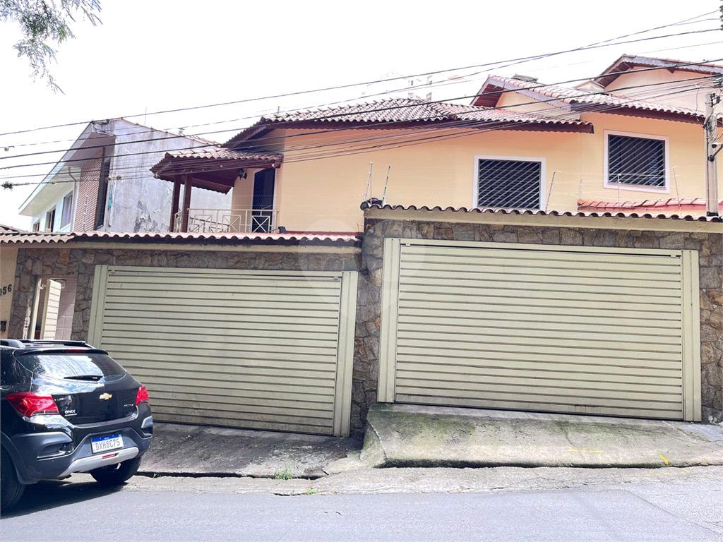 Excelente sobrado em localização privilegiada de Santana com 3 dormitórios, venha conhecer.