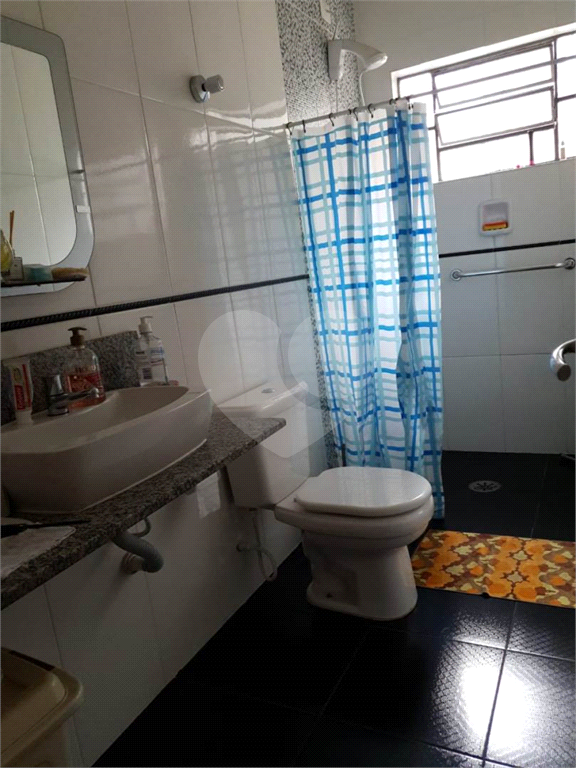 Sobrado excelente localização