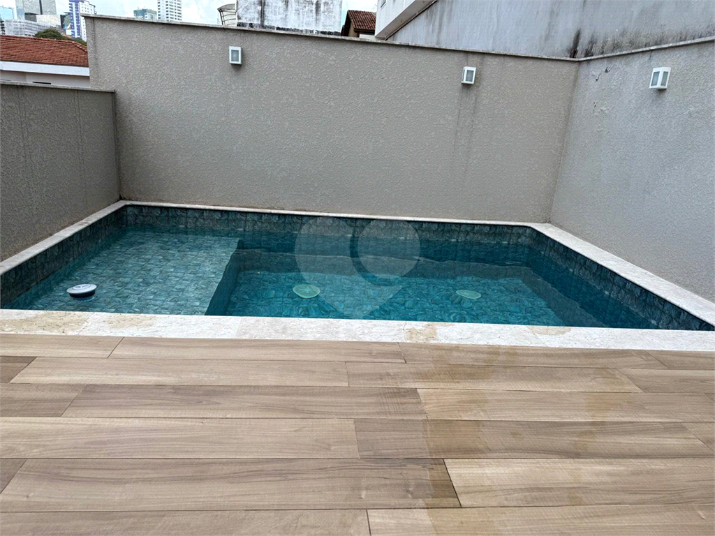 Bela casa assobradada, no bairro Jardim Franca próximo a Padaria Paris!