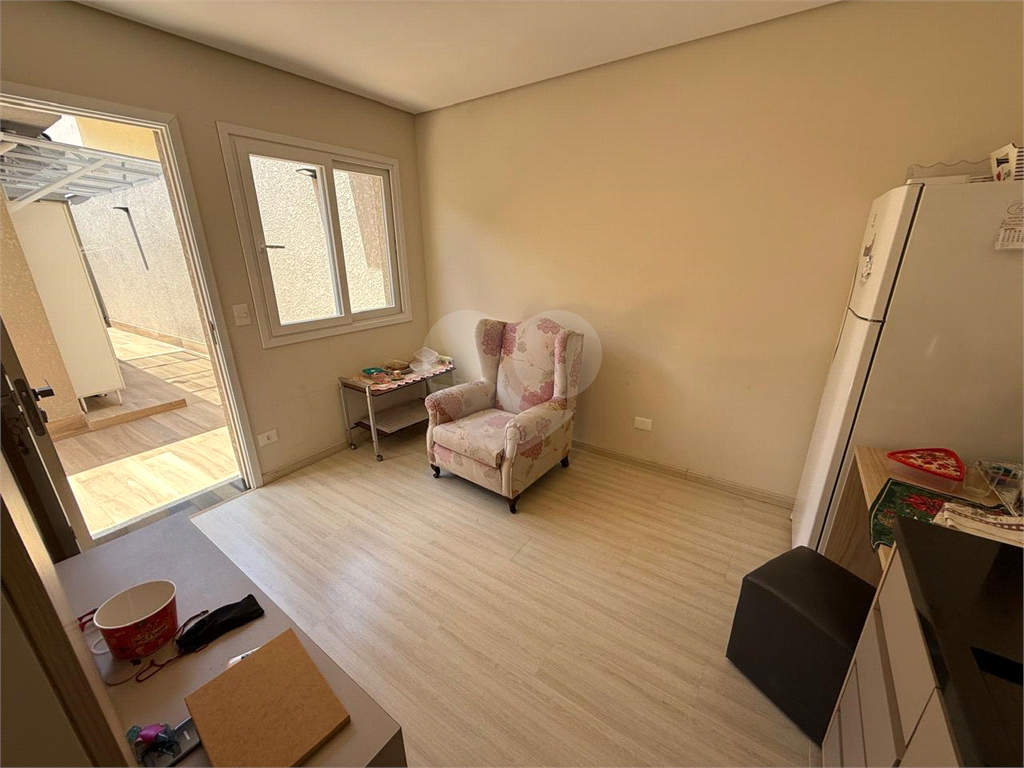 Bela casa assobradada, no bairro Jardim Franca próximo a Padaria Paris!