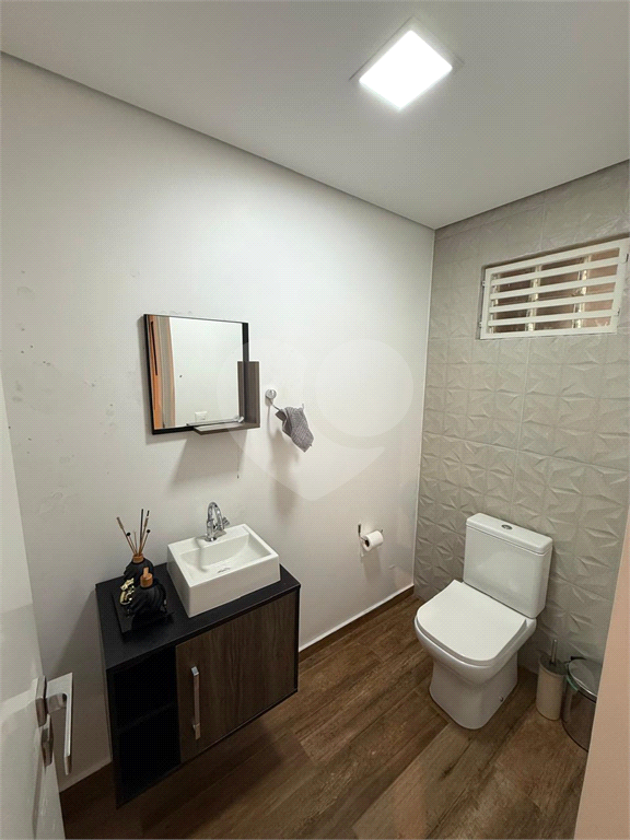 Bela casa assobradada, no bairro Jardim Franca próximo a Padaria Paris!