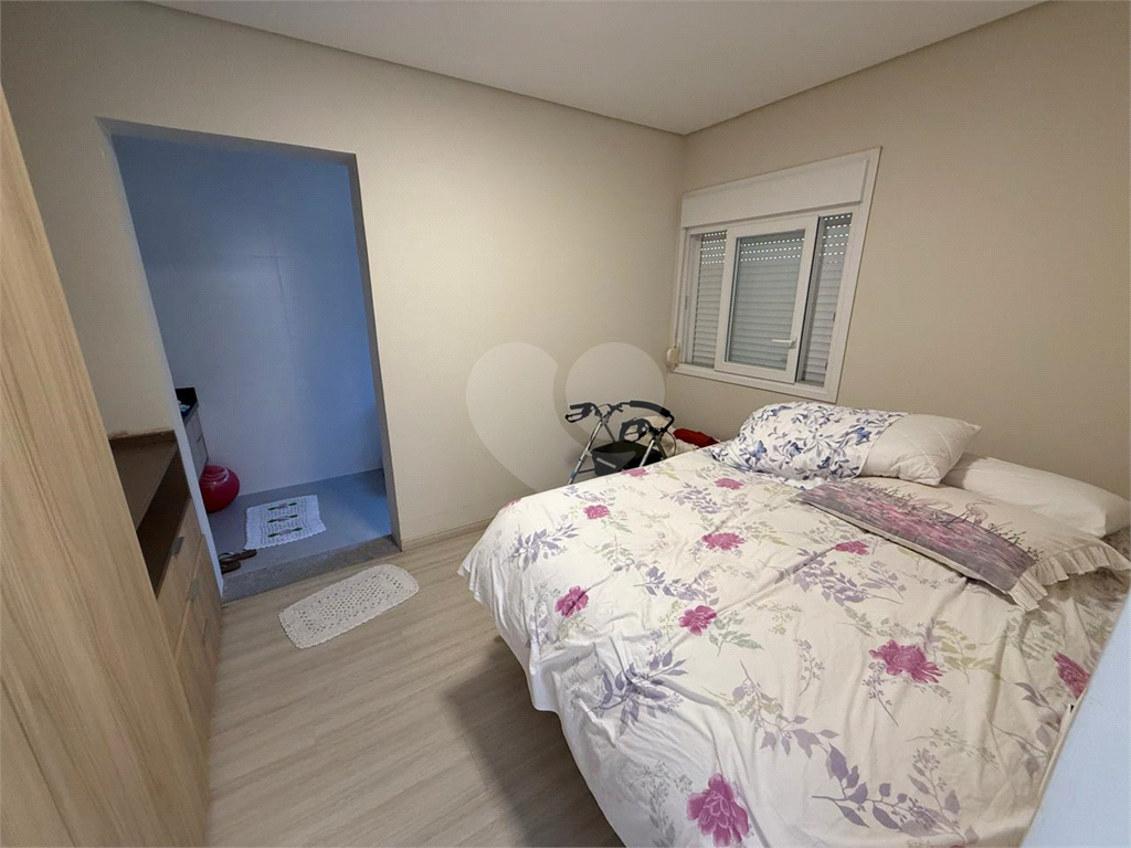 Bela casa assobradada, no bairro Jardim Franca próximo a Padaria Paris!