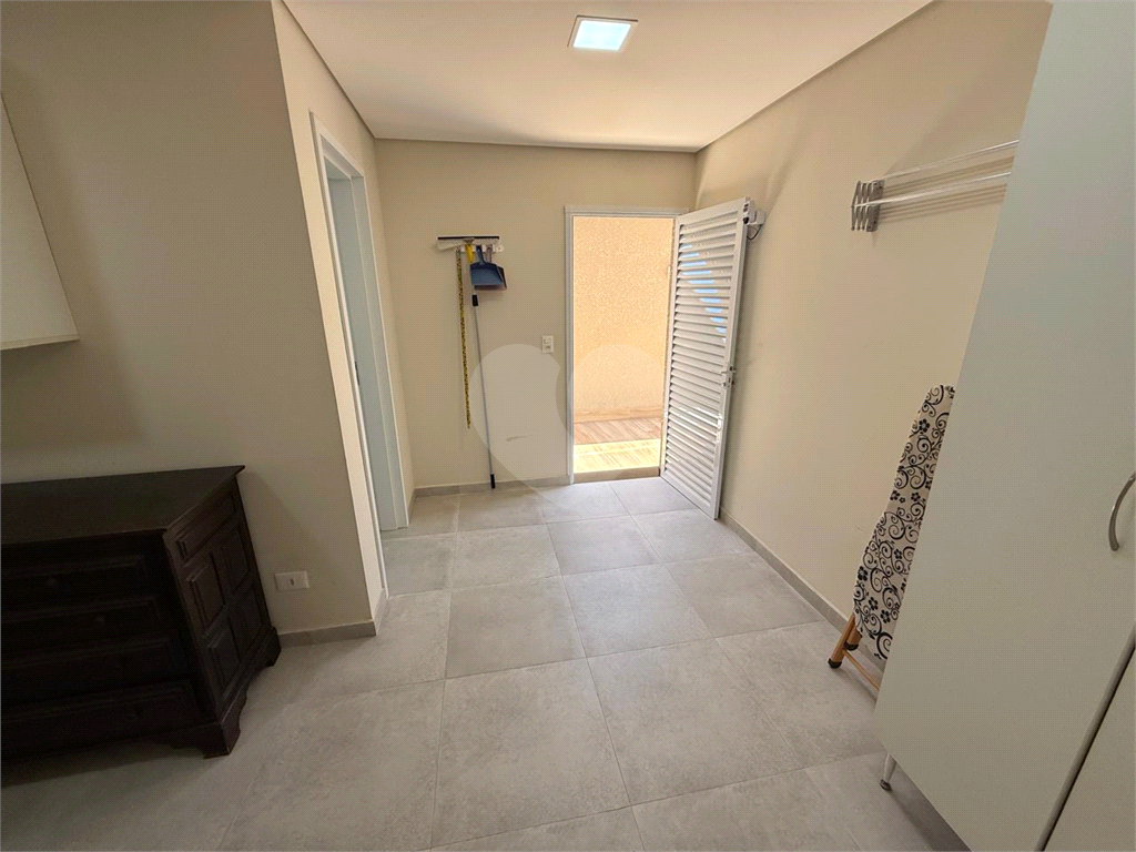 Bela casa assobradada, no bairro Jardim Franca próximo a Padaria Paris!