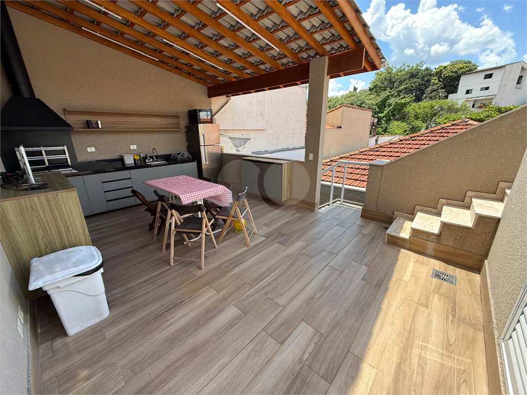 Bela casa assobradada, no bairro Jardim Franca próximo a Padaria Paris!