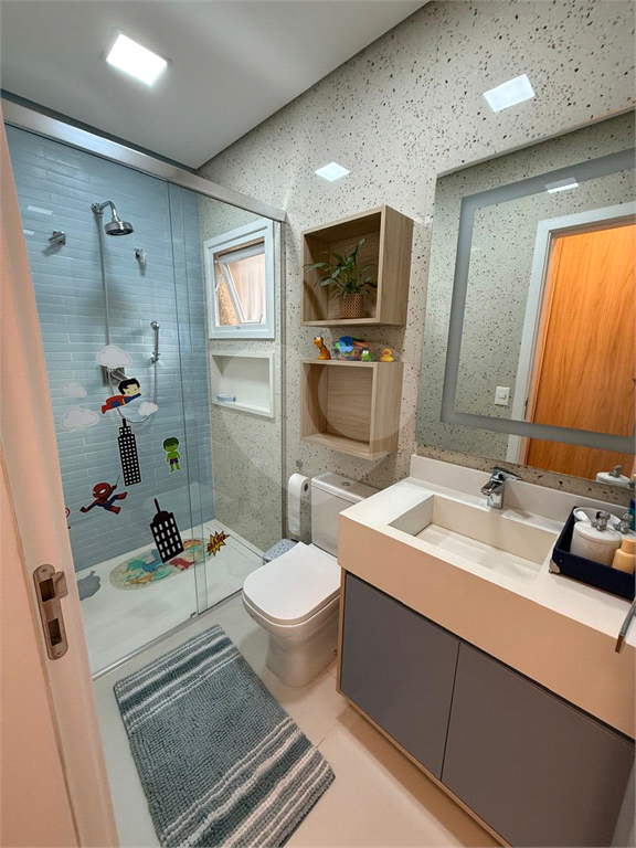 Bela casa assobradada, no bairro Jardim Franca próximo a Padaria Paris!