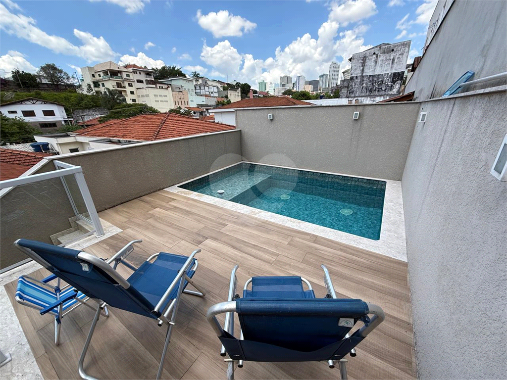 Bela casa assobradada, no bairro Jardim Franca próximo a Padaria Paris!