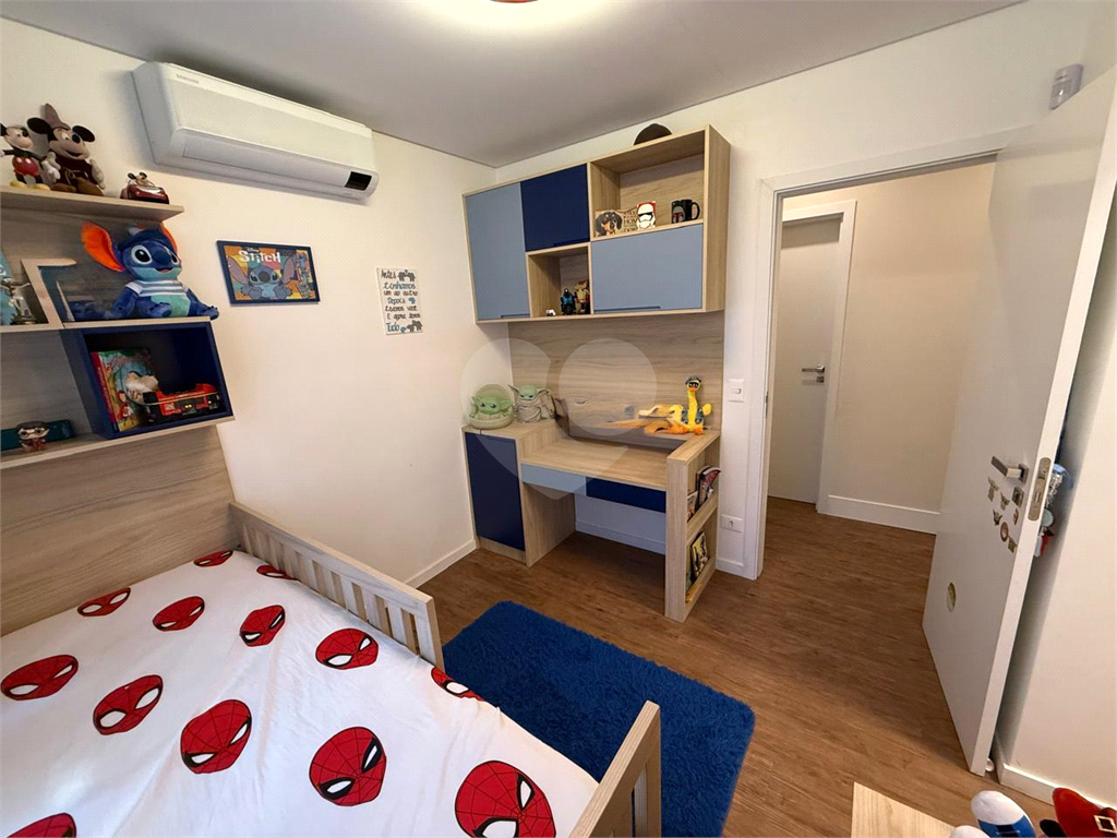 Bela casa assobradada, no bairro Jardim Franca próximo a Padaria Paris!