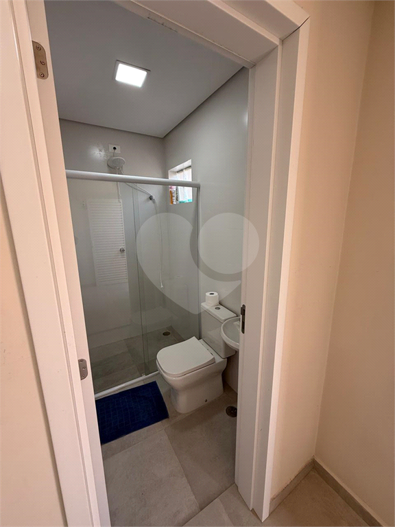 Bela casa assobradada, no bairro Jardim Franca próximo a Padaria Paris!