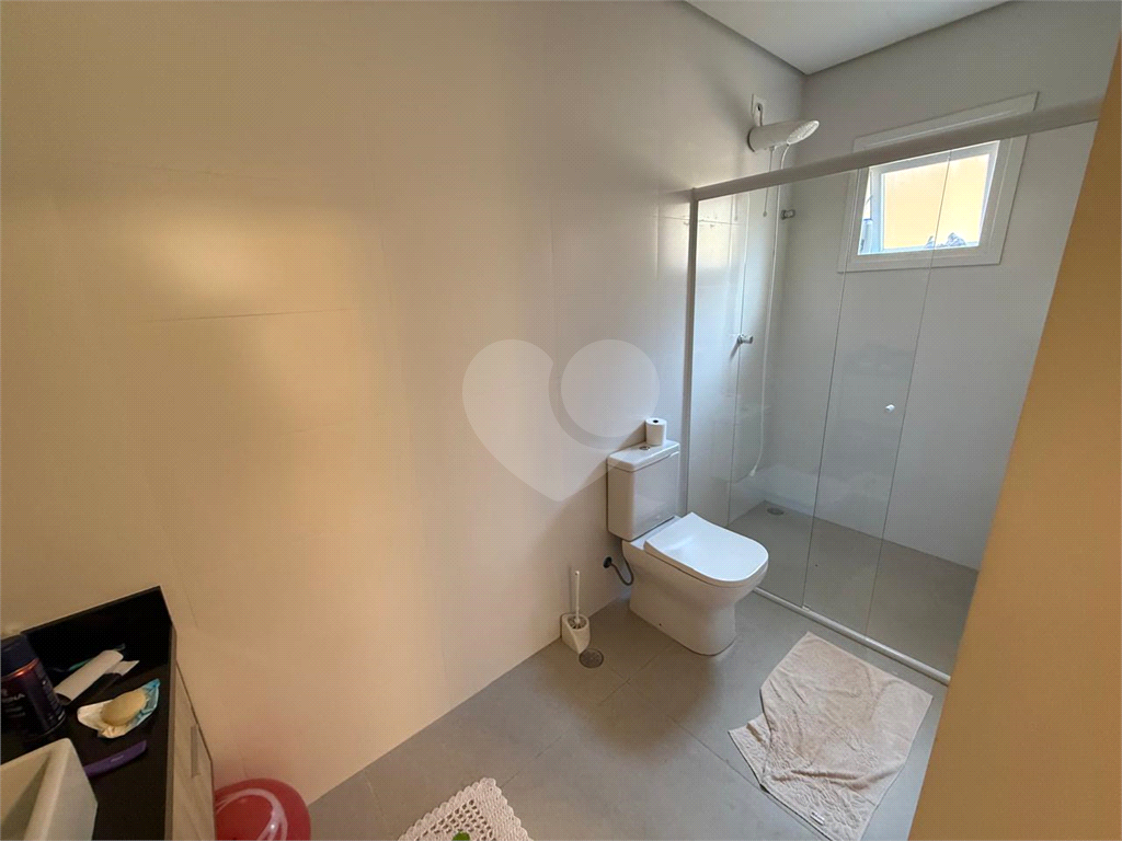 Bela casa assobradada, no bairro Jardim Franca próximo a Padaria Paris!