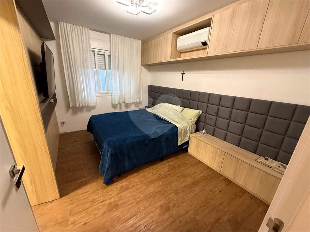 Bela casa assobradada, no bairro Jardim Franca próximo a Padaria Paris!