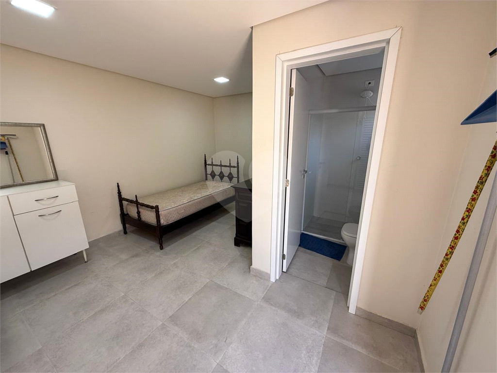 Bela casa assobradada, no bairro Jardim Franca próximo a Padaria Paris!