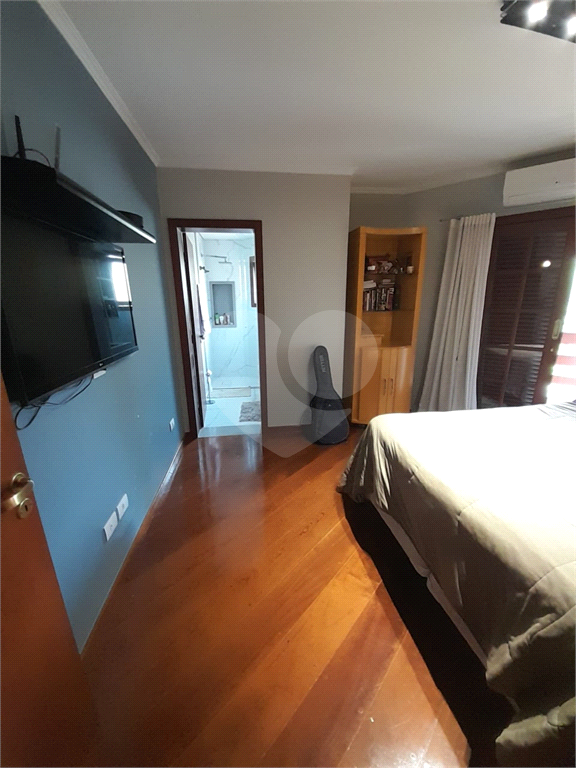 3 AMPLAS SUITES MAIS ECRITORIO MUITO VERDE E AMPLO QUINTAL