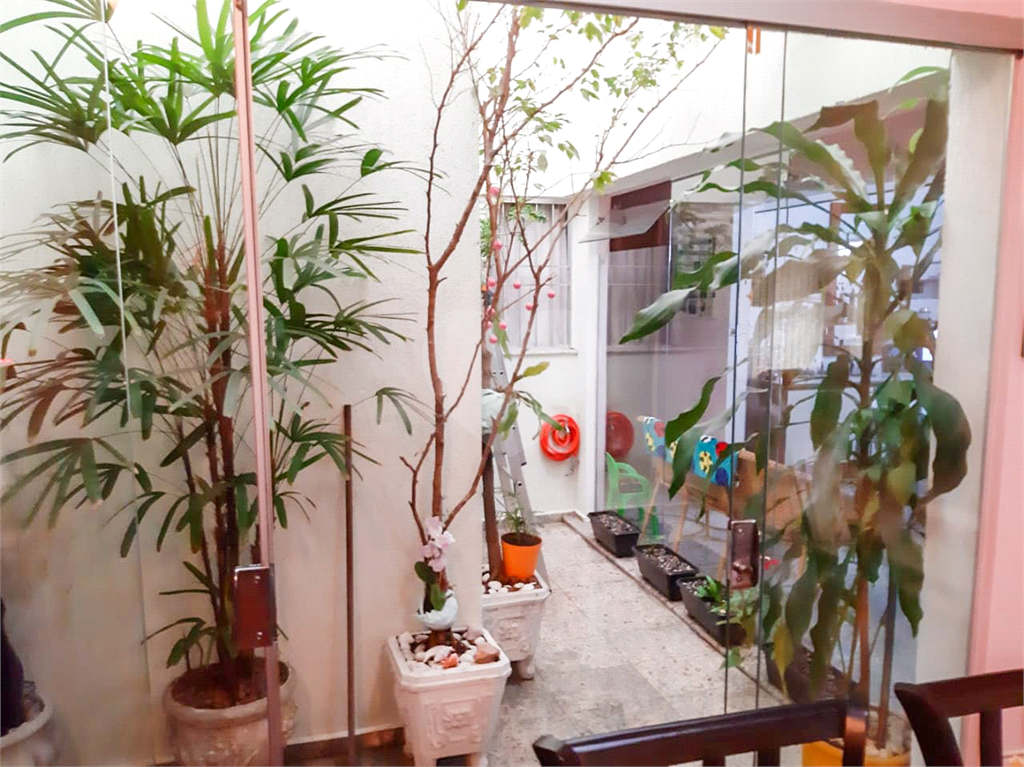 Casa à venda com 3 quartos, 200m² - Foto 13