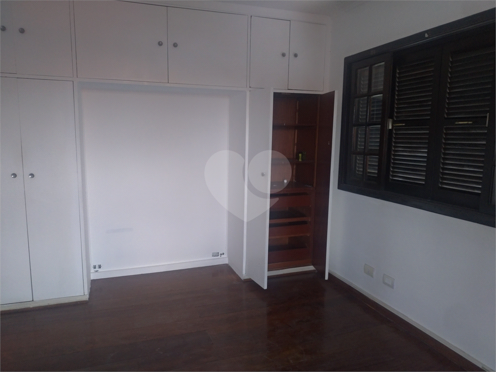 Sobrado à venda com 3 quartos, 439m² - Foto 34