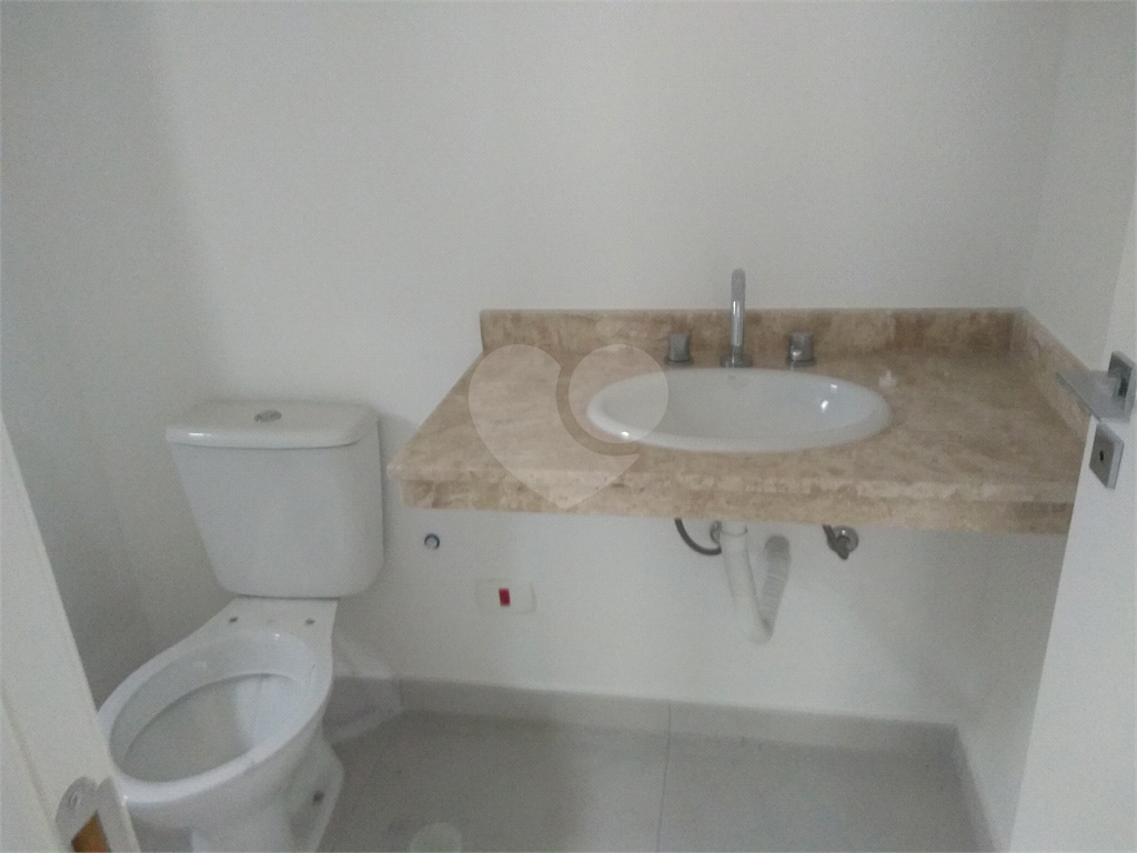 APARTAMENTO em SANTANA