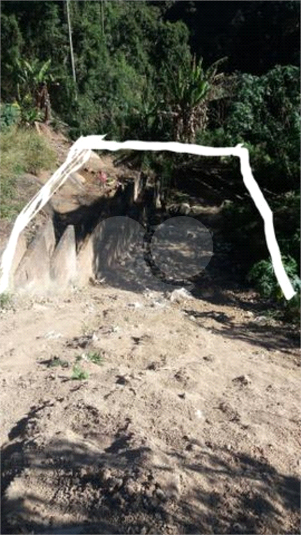 Terreno
Residencial/Comercial
Sítio Botuquara