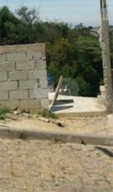 Terreno
Residencial/Comercial
Sítio Botuquara