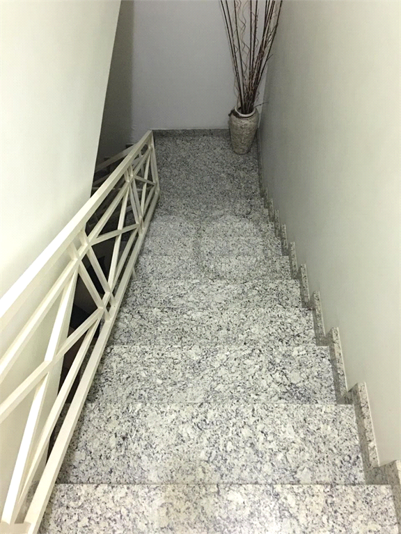 Ótimo sobrado para venda com 270 m² a 1,5km do Shopping Metrô Tucuruvi 