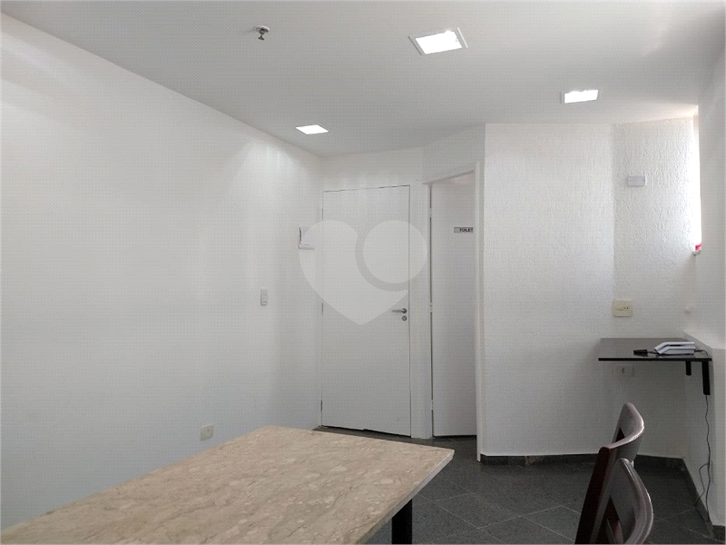 Conjunto Comercial no Tucuruvi.
