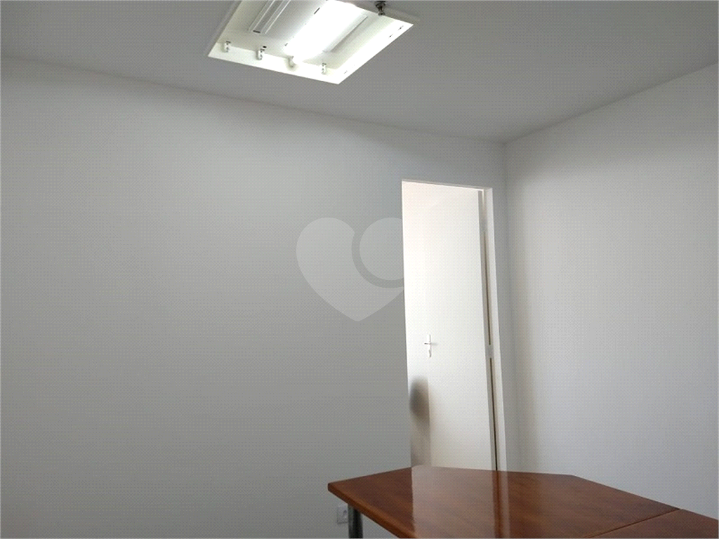 Conjunto Comercial no Tucuruvi.
