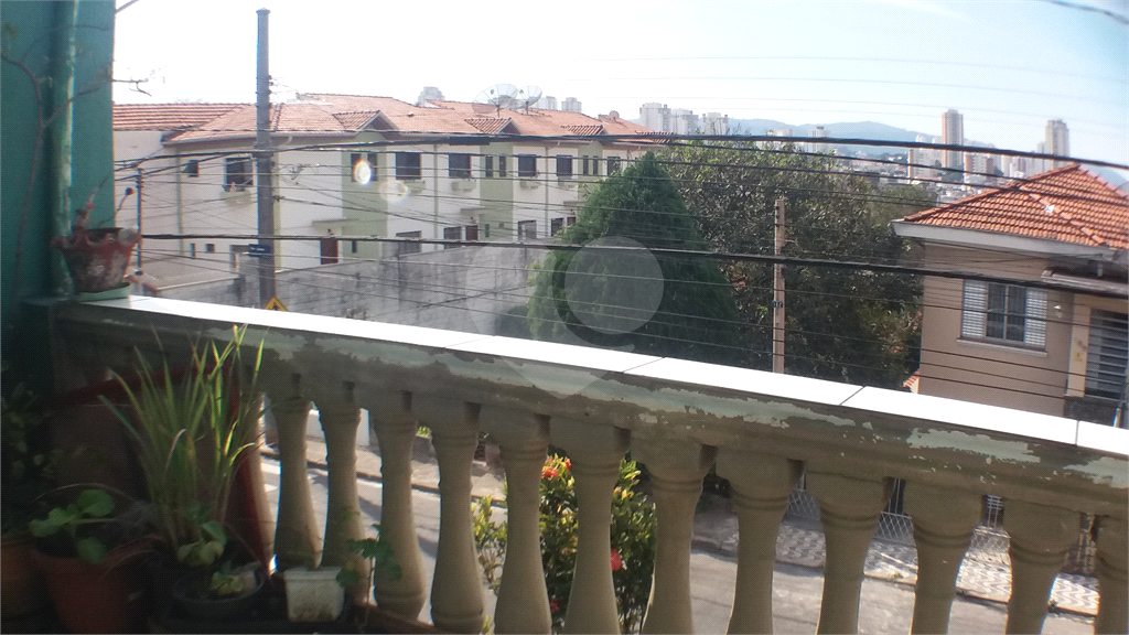 Casa na Santa Terezinha