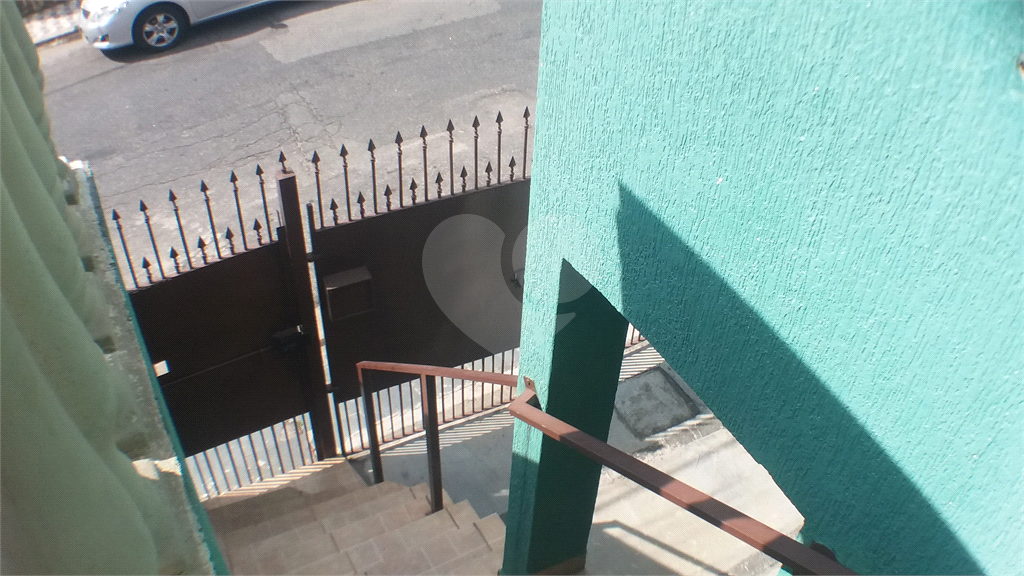 Casa na Santa Terezinha