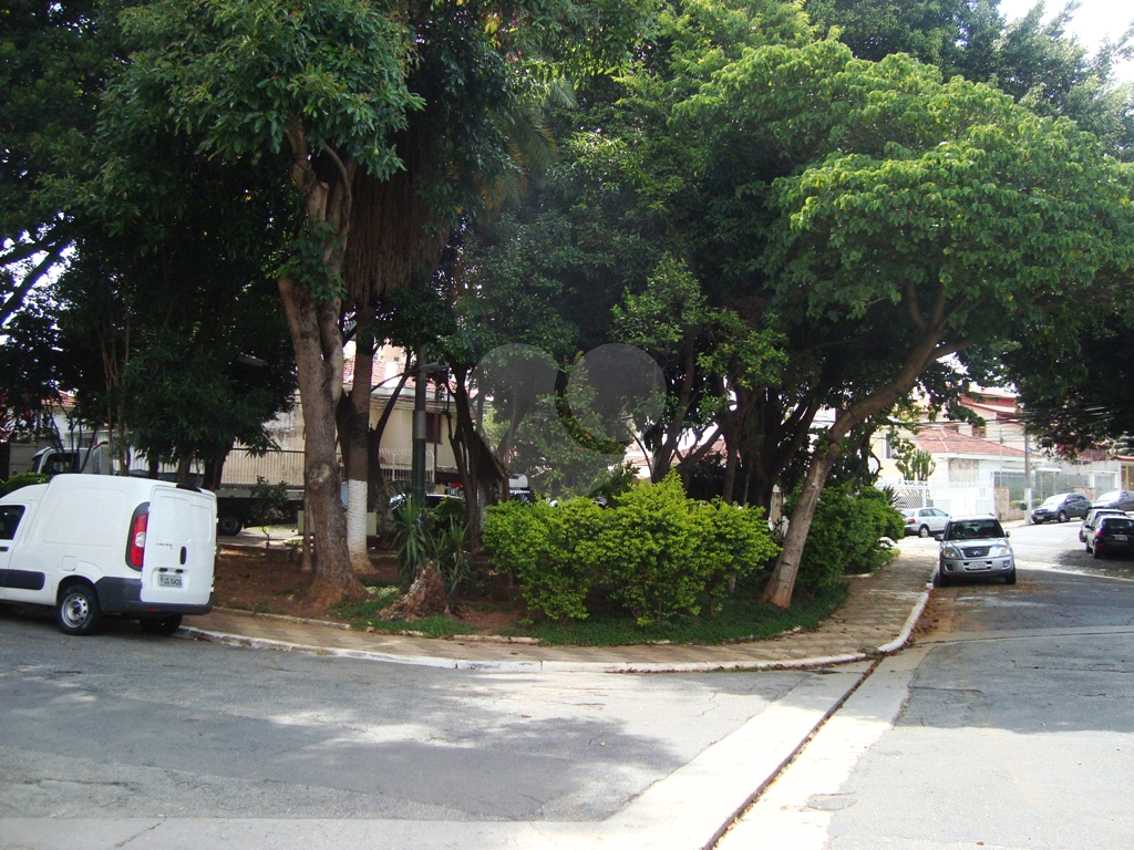 Casa na Santa Terezinha