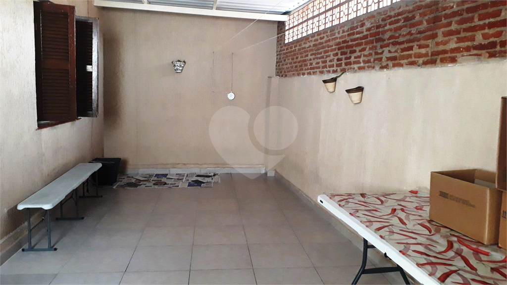 Casa totalmente térrea com 215 m² de área total